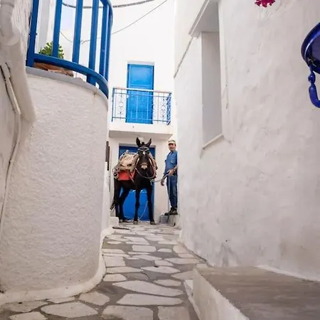 Stunning House In Castle Settlement بيت للعطل
