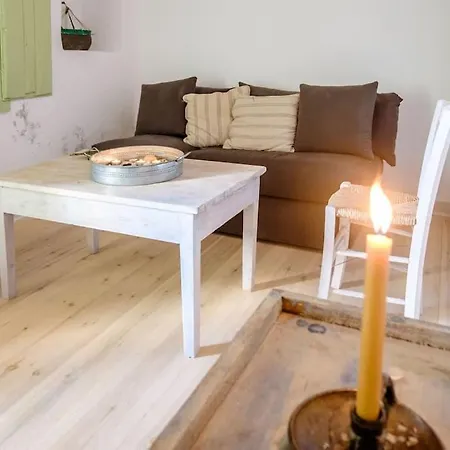 بيت للعطل Stunning House In Castle Settlement انو سيروس