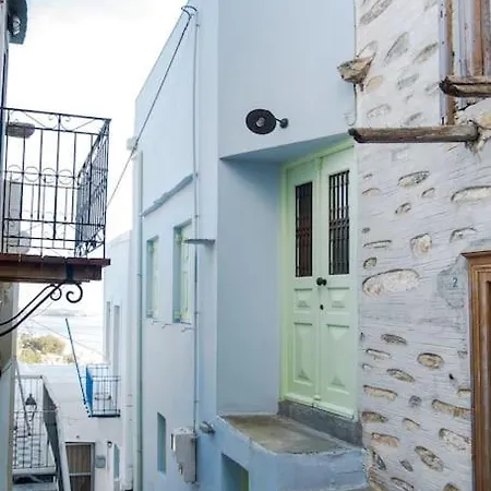 Σπίτι διακοπών Stunning House In Castle Settlement Άνω Σύρος